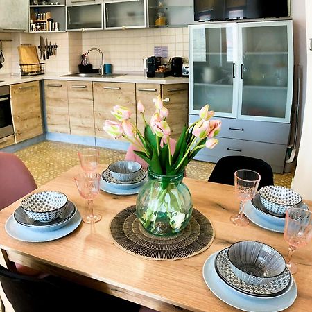 Two Bedroom Apartment -Welcome To Burgas- Top Location, Central Station, Main Walking Street, Sea Garden, Near The Beach Eksteriør billede