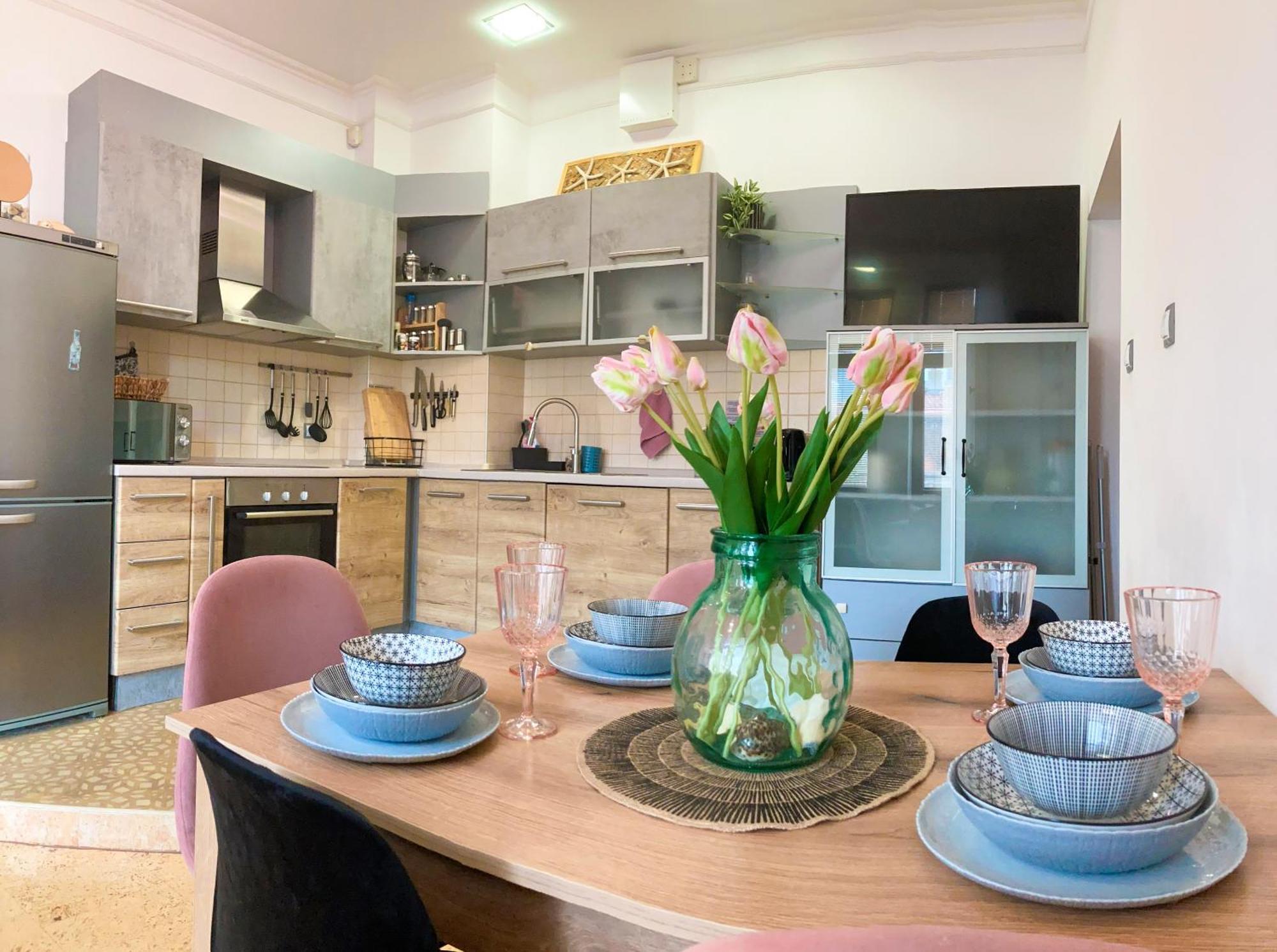 Two Bedroom Apartment -Welcome To Burgas- Top Location, Central Station, Main Walking Street, Sea Garden, Near The Beach Eksteriør billede